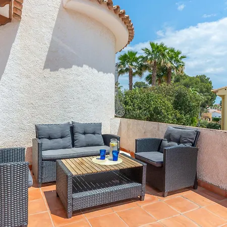 Villa Esmeralda By Abahana