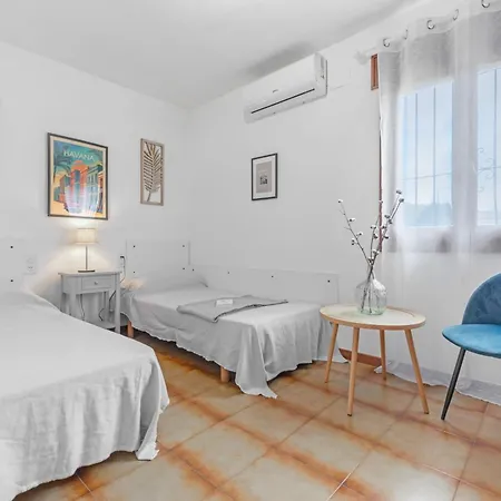 Esmeralda By Abahana Ifach