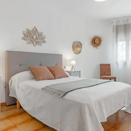 Esmeralda By Abahana