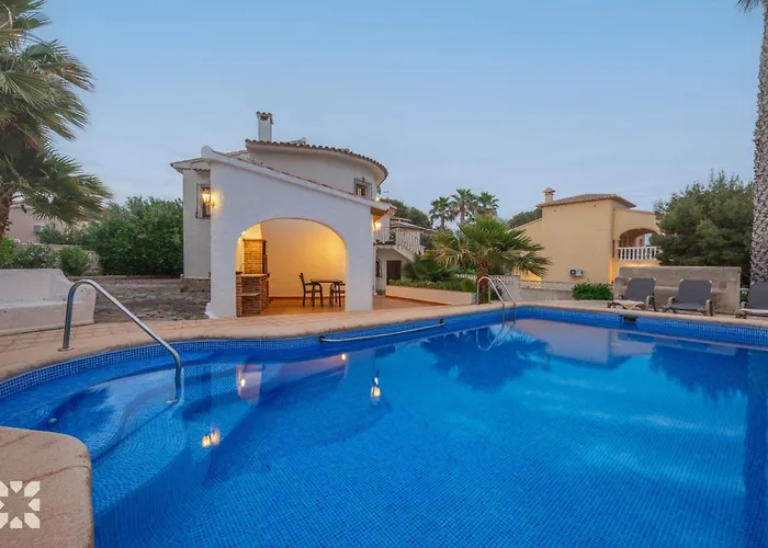 Villa Esmeralda By Abahana Ifach