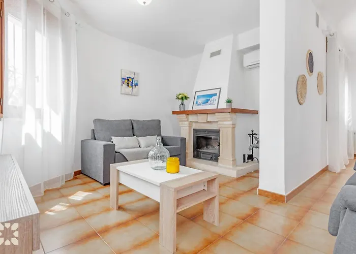 Esmeralda By Abahana Ifach