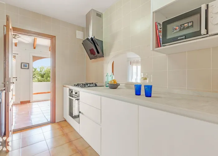 Villa Esmeralda By Abahana *